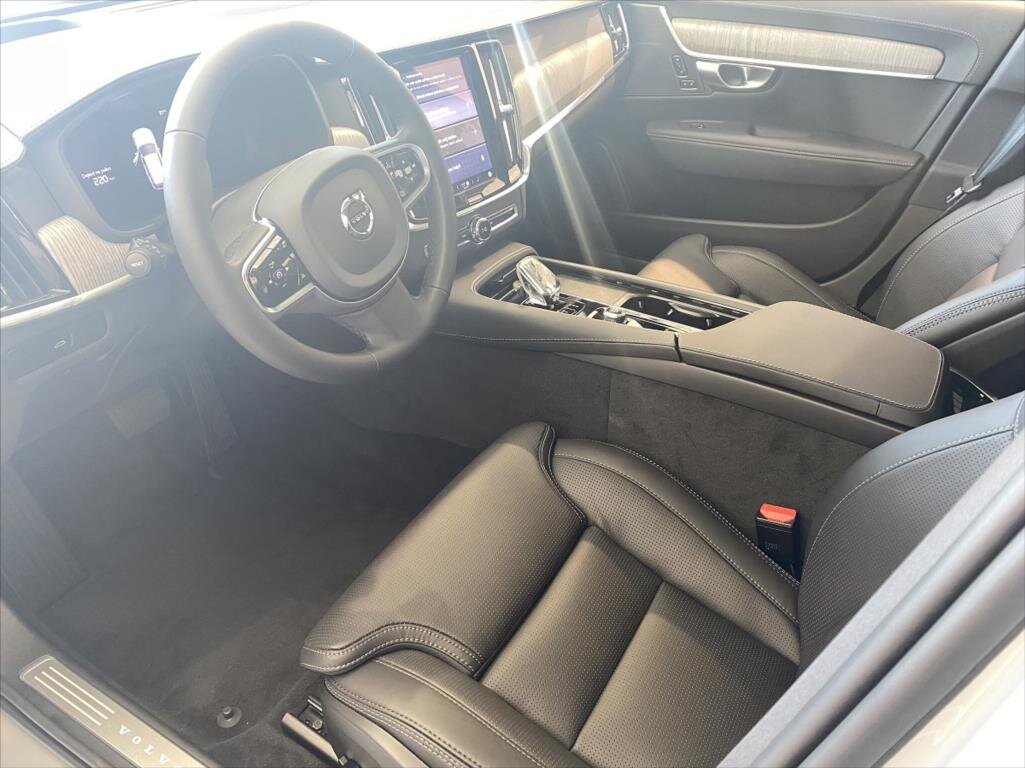 Volvo V90 Kombi 2,0 l 0