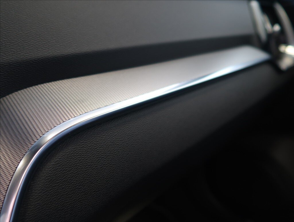 Volvo V60 Kombi 2,0 l 140 kw