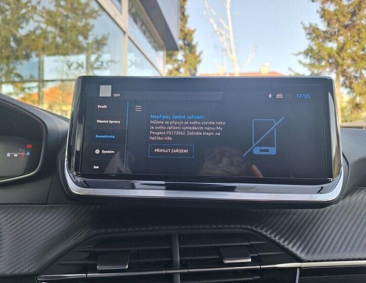 Peugeot 208 Hatchback 1,2 l 74 kw