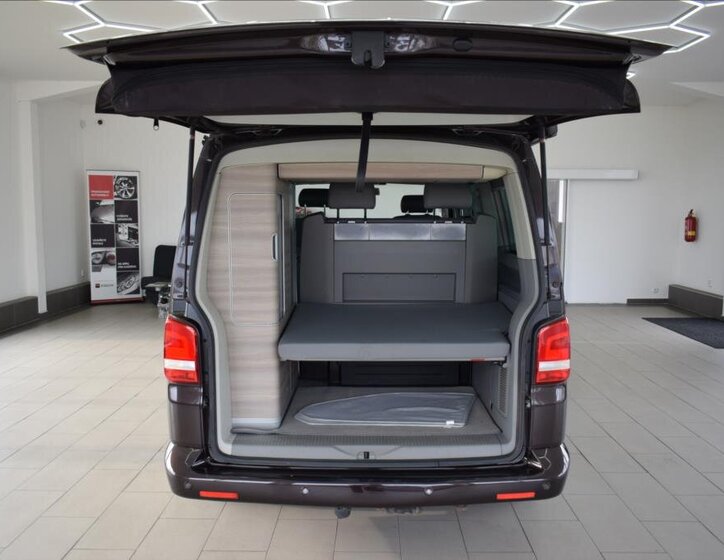 Volkswagen California 11