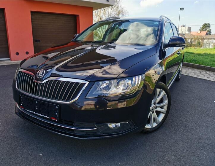 Škoda Superb 2