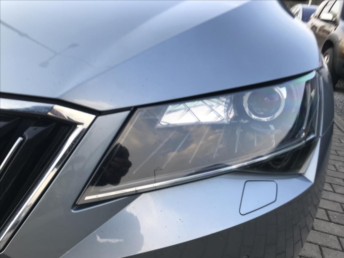 Škoda Superb Kombi 1,6 l 88 kw