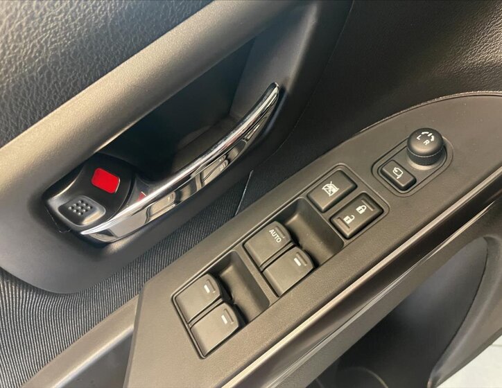 Suzuki S-Cross SUV / Terénní 1,4 l 81 kw