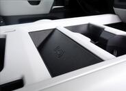 Land Rover Defender 41