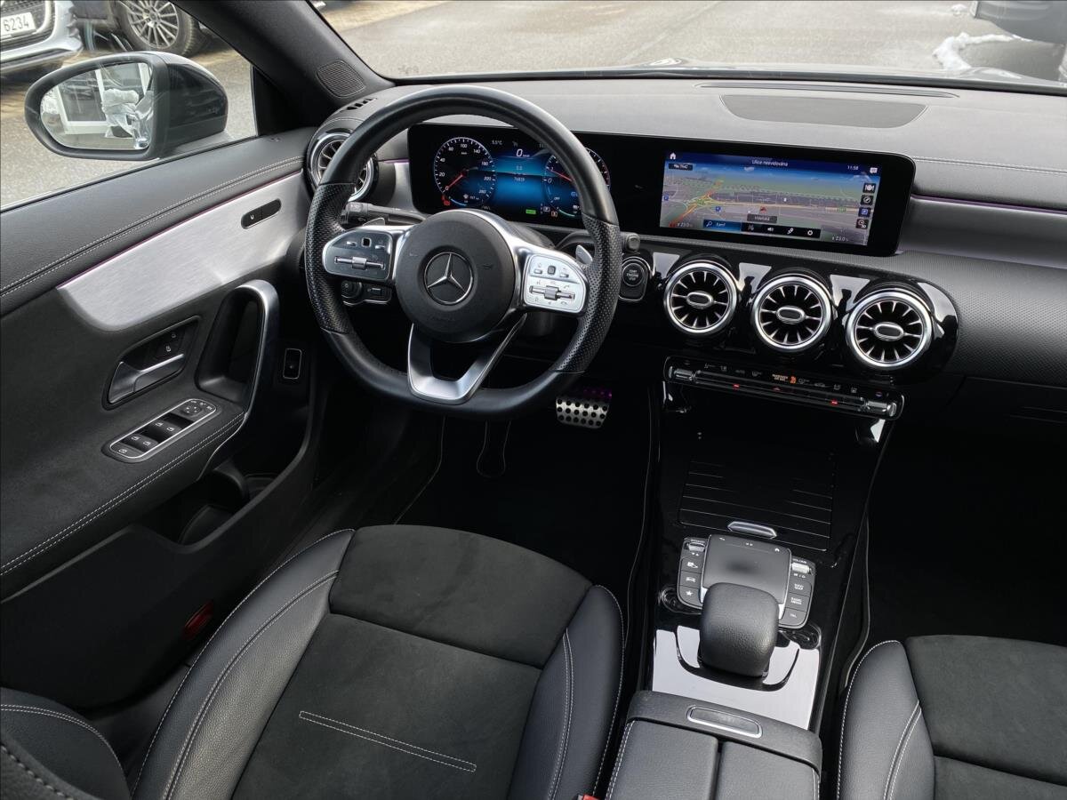 Mercedes-Benz CLA Kupé 1,3 l 118 kw