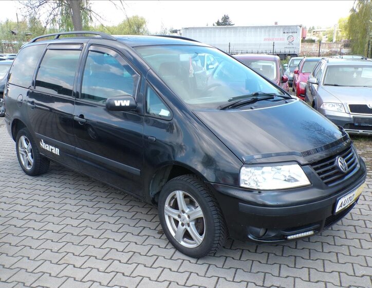 Volkswagen Sharan Kombi 1,9 l 85 kw