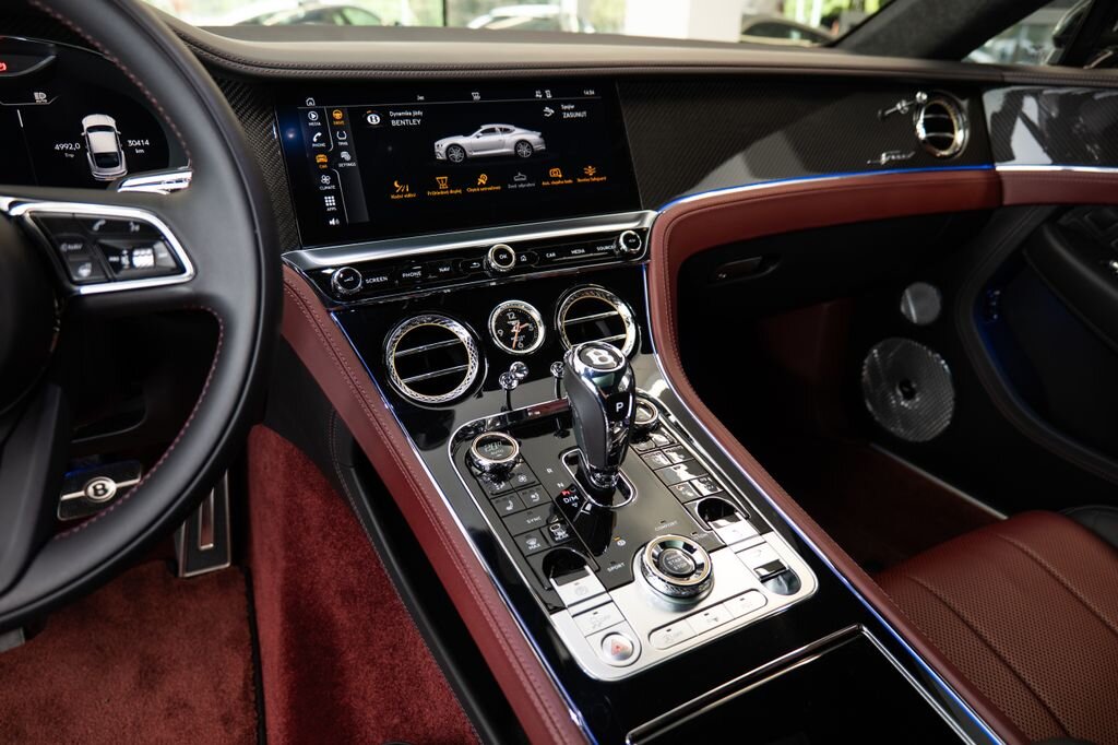 Bentley Continental GT Kupé 6,0 l 485 kw