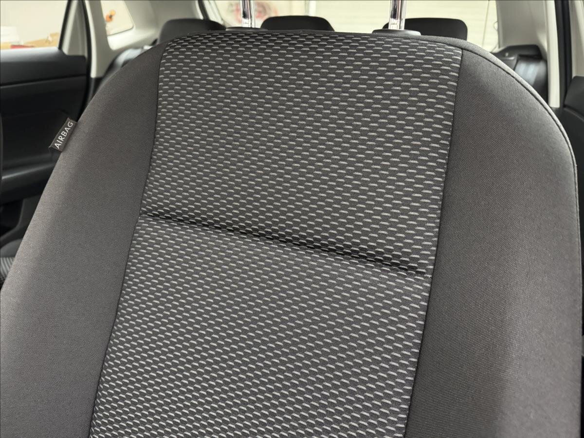 Volkswagen Polo Hatchback 999,0 59 kw