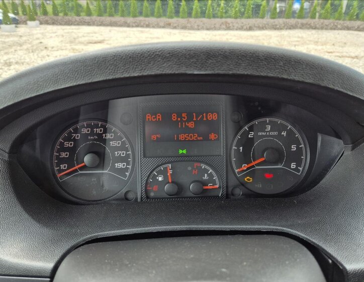 Peugeot Ostatní Ostatní 2,0 l 120 kw