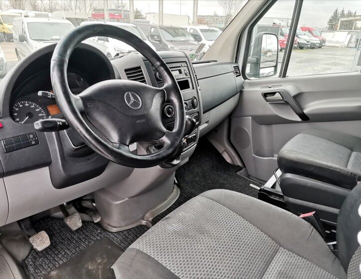 Mercedes-Benz Sprinter 6