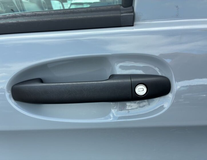 Mercedes-Benz Vito Kombi 2,0 l 120 kw