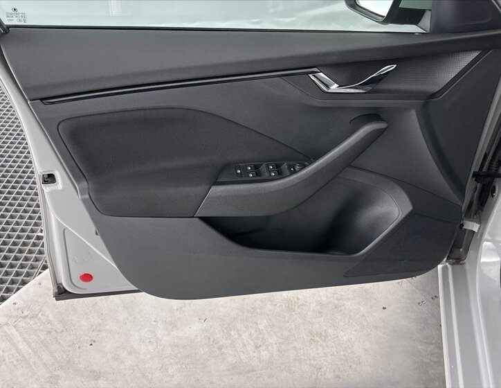 Škoda Scala Hatchback 999,0 85 kw