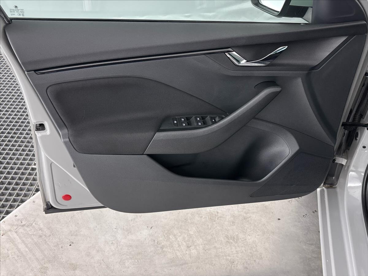 Škoda Scala Hatchback 999,0 85 kw