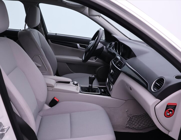 Mercedes-Benz Třídy C 13