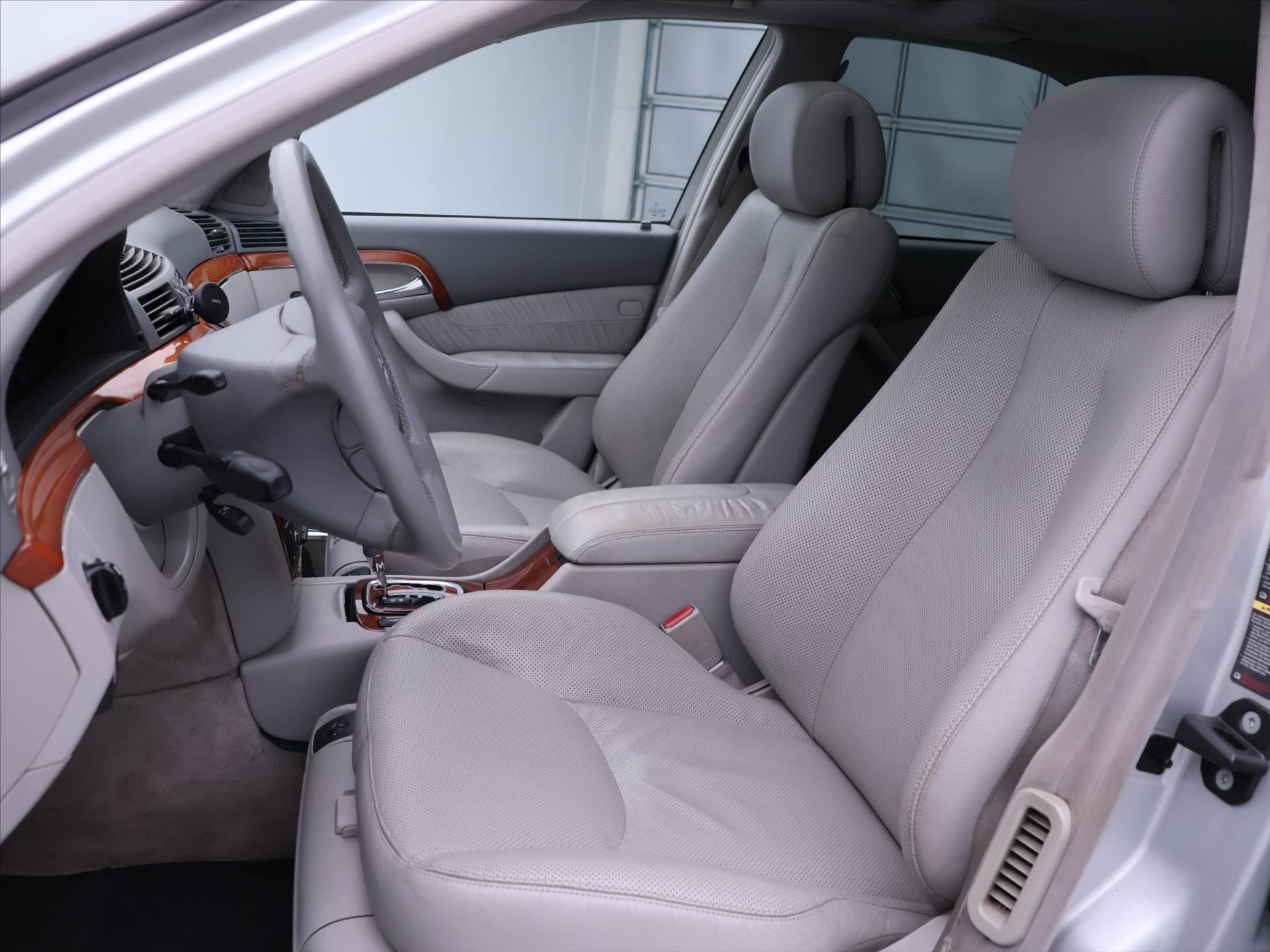 Mercedes-Benz Třídy S Sedan / Limuzína 3,2 l 150 kw