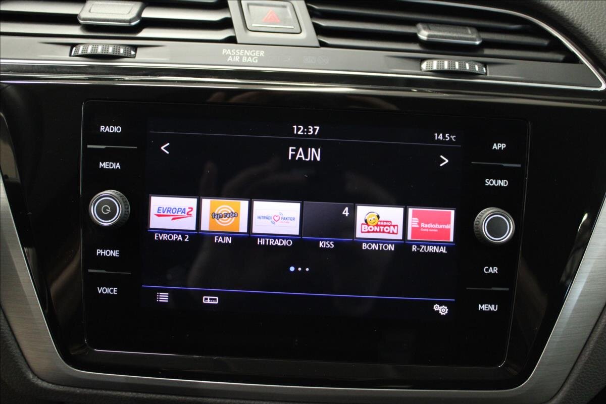 Volkswagen Touran Kombi 1,5 l 110 kw