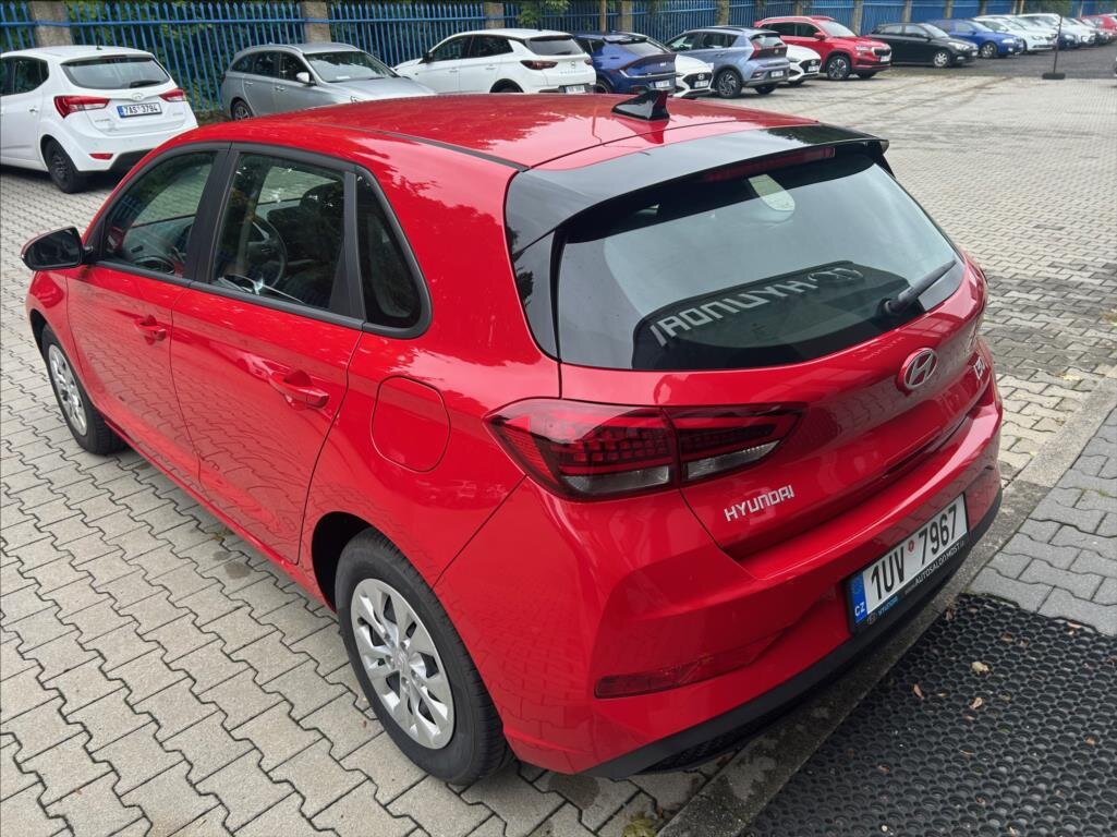 Hyundai i30 Hatchback 1,5 l 71 kw