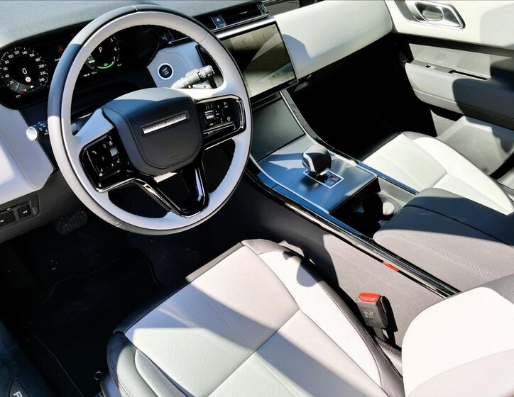 Land Rover Range Rover Velar SUV / Terénní 2,0 l 297 kw