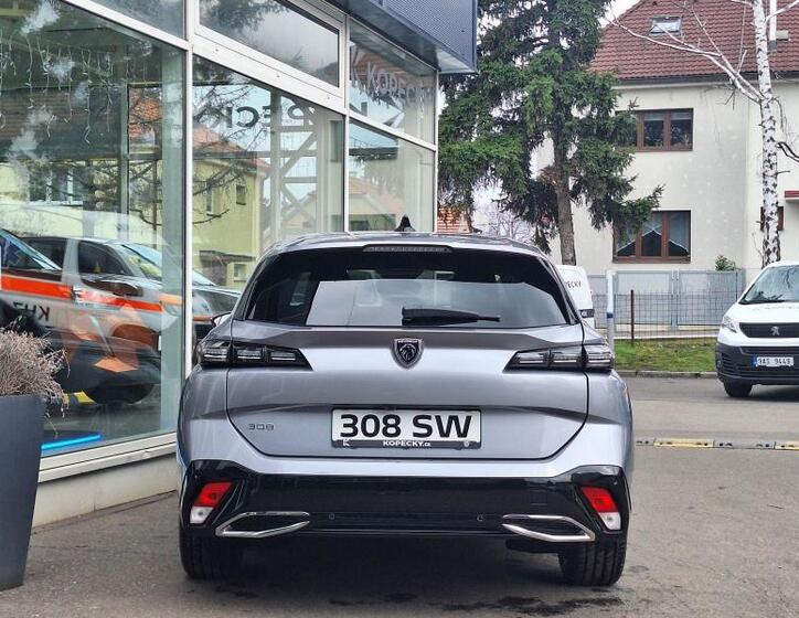 Peugeot 308 5
