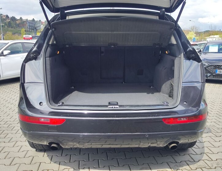 Audi Q5 SUV / Terénní 2,0 l 155 kw