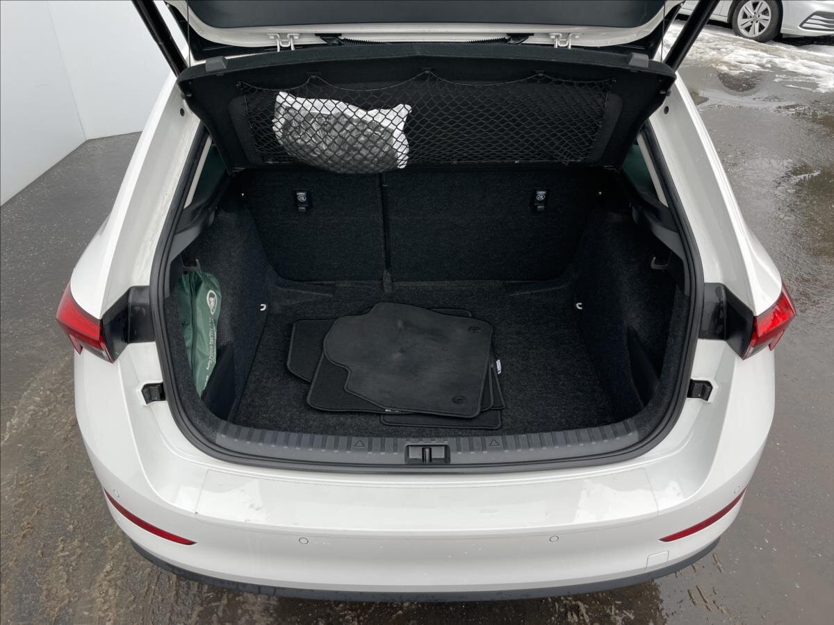 Škoda Scala Hatchback 999,0 81 kw