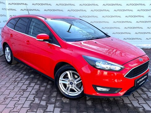 Ford Focus Kombi 999,0 92 kw