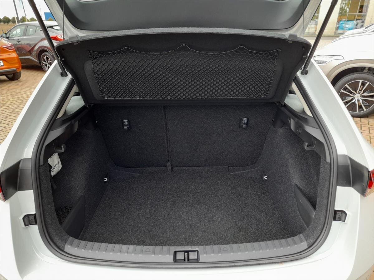 Škoda Scala Hatchback 999,0 85 kw