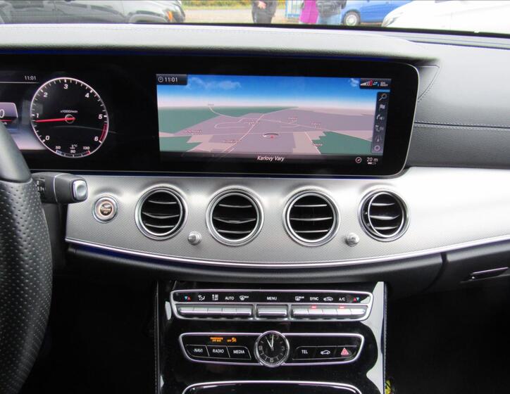 Mercedes-Benz Třídy E 13