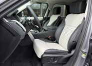 Land Rover Discovery SUV / Terénní 3,0 l 257 kw