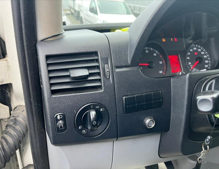 Volkswagen Crafter Ostatní 2,5 l 120 kw