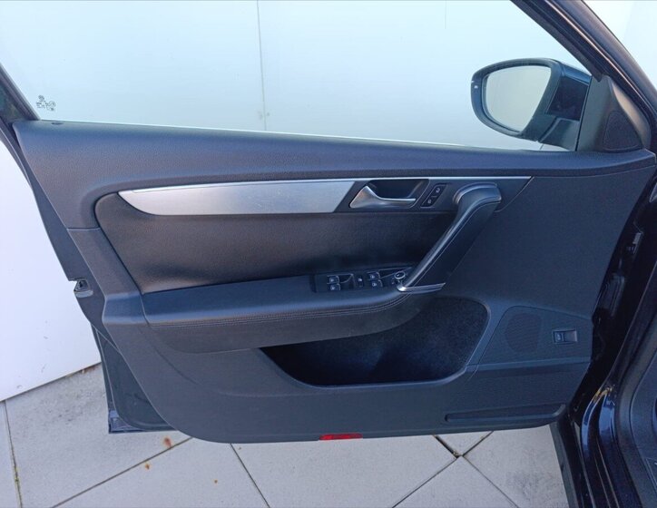 Volkswagen Passat Kombi 2,0 l 125 kw