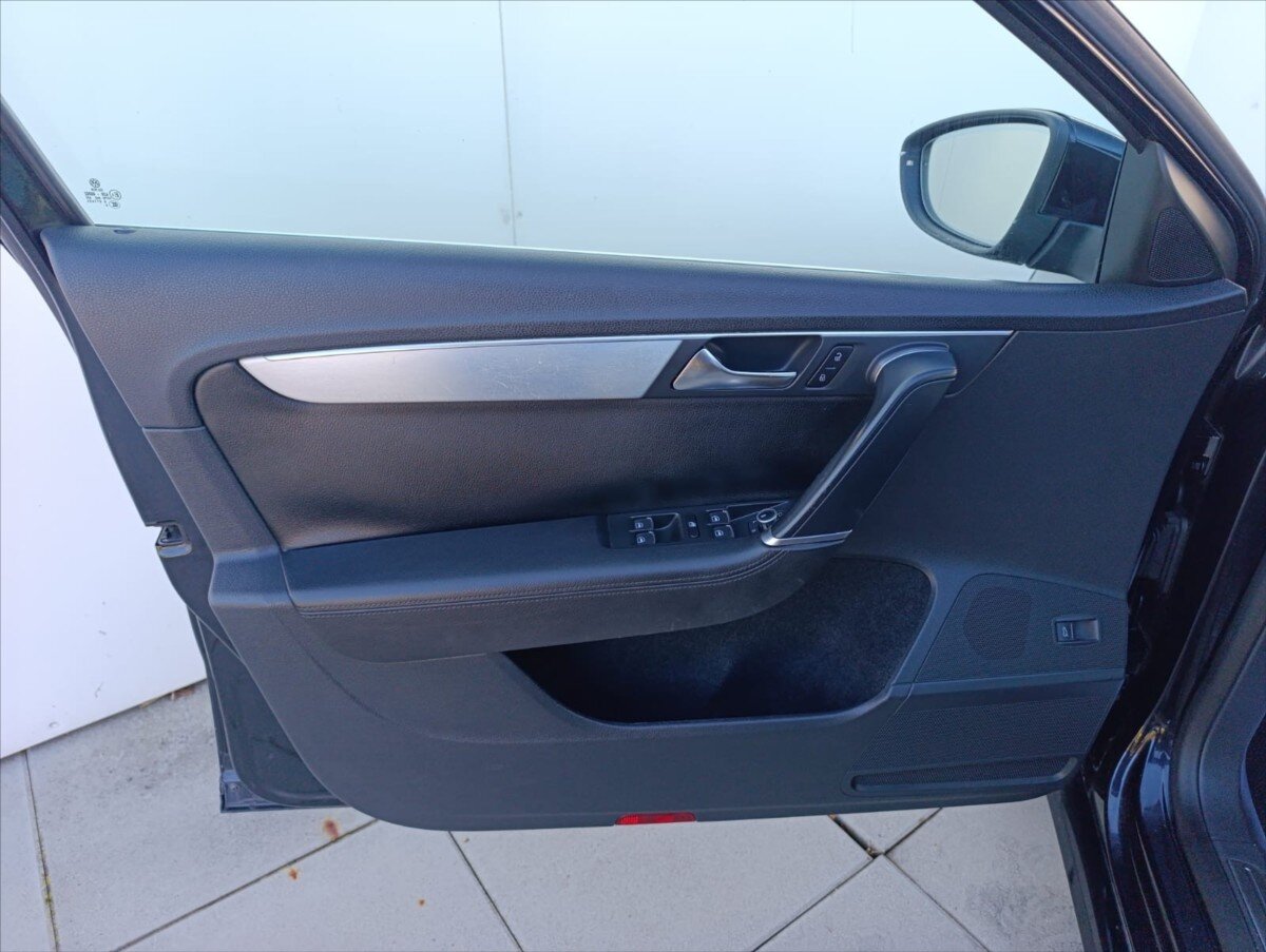 Volkswagen Passat Kombi 2,0 l 125 kw