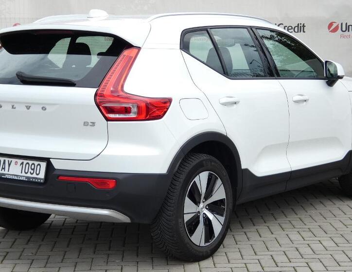 Volvo XC40 3