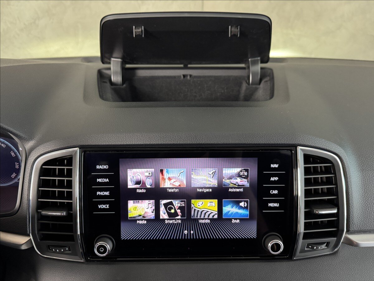 Škoda Karoq SUV / Terénní 1,5 l 110 kw