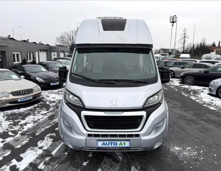 Peugeot Ostatní Ostatní 3,0 l 130 kw