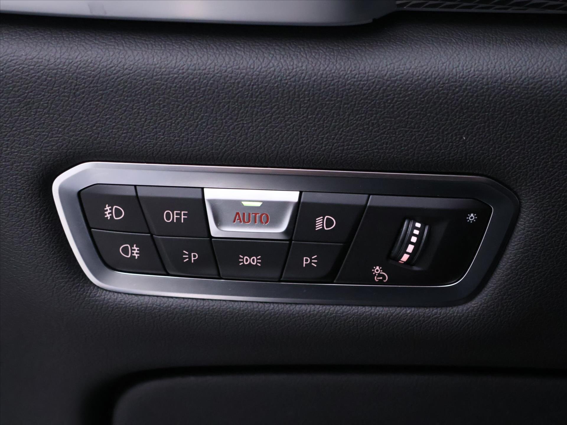 BMW X5 SUV 3,0 l 294 kw