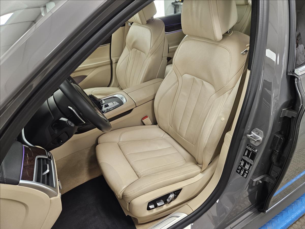 BMW Řada 7