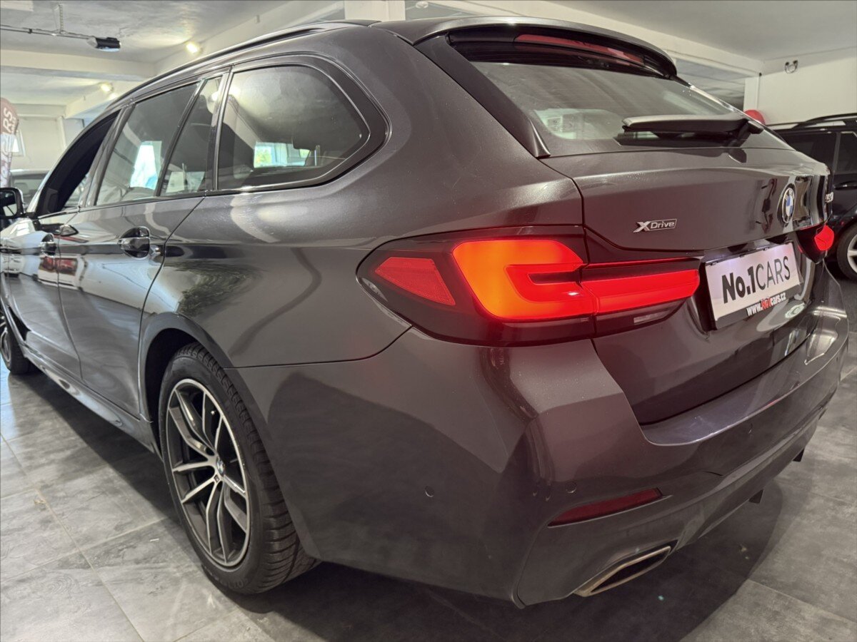 BMW Řada 5 Kombi 3,0 l 210 kw