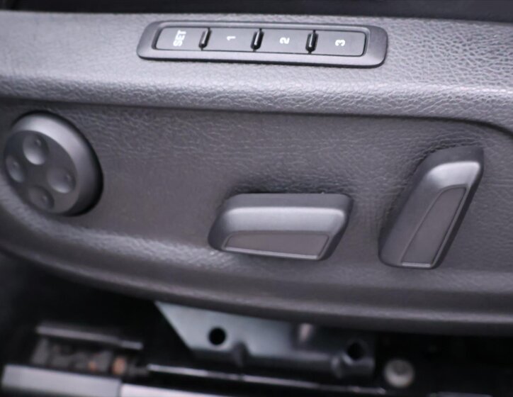 Volkswagen Passat Kombi 2,0 l 155 kw