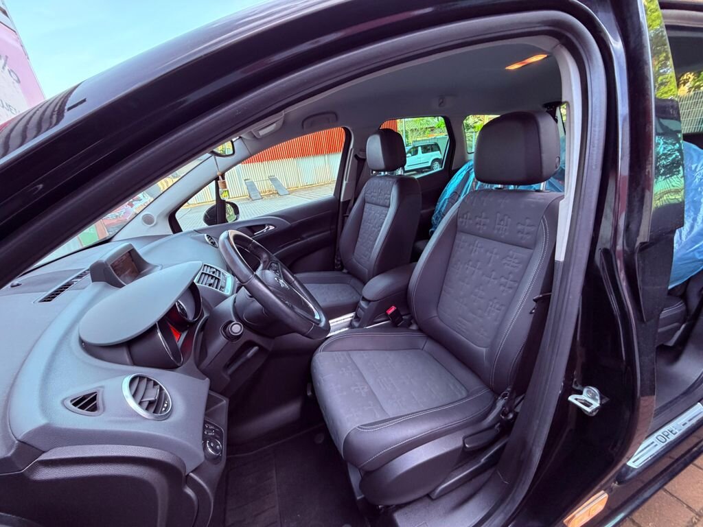 Opel Meriva Kombi 1,4 l 103 kw