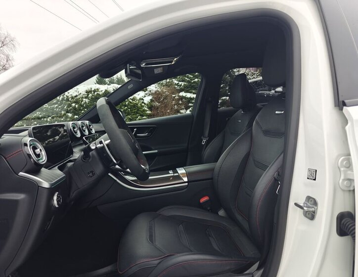 Mercedes-Benz Třídy C 12