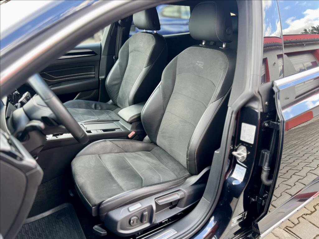 Volkswagen Arteon Kombi 2,0 l 147 kw