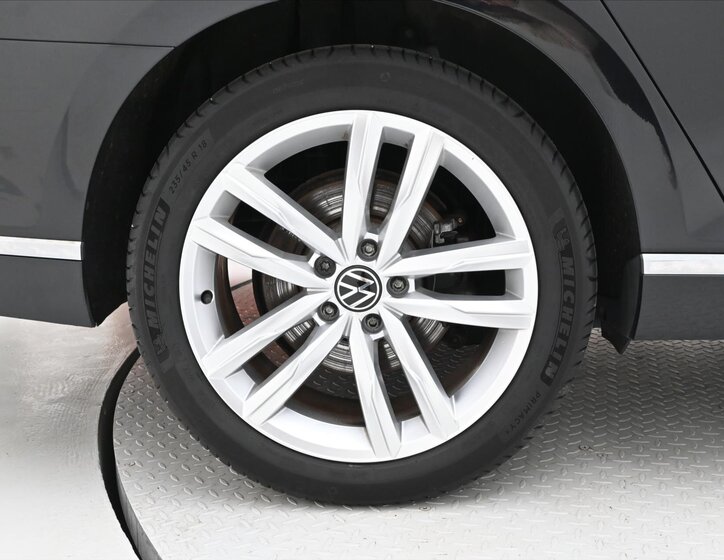 Volkswagen Passat 34