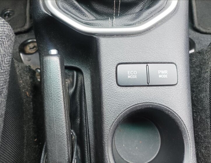 Toyota Hilux Pick-up 2,4 l 110 kw