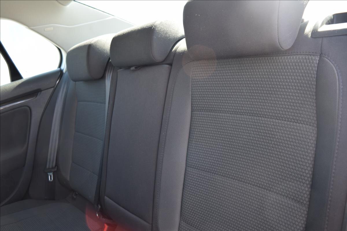 Volkswagen Jetta Kombi 1,4 l 90 kw