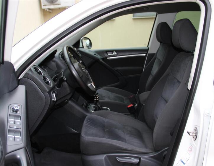 Volkswagen Tiguan 12
