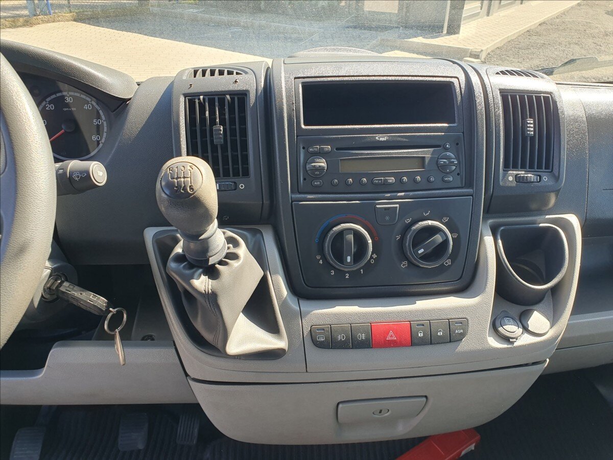 Peugeot Boxer Kombi 3,0 l 115 kw