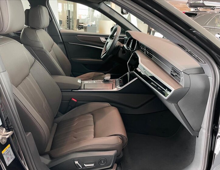 Audi A6 Allroad Kombi 3,0 l 210 kw