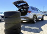 Hyundai Santa Fe SUV / Terénní 2,2 l 142 kw