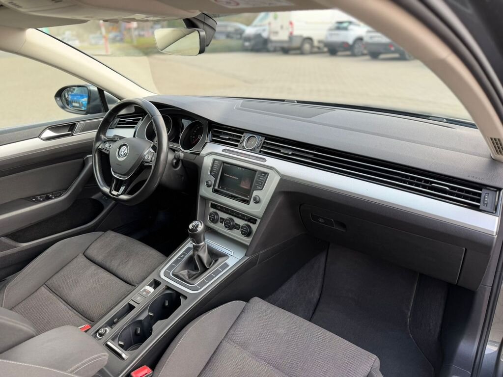 Volkswagen Passat Kombi 2,0 l 110 kw